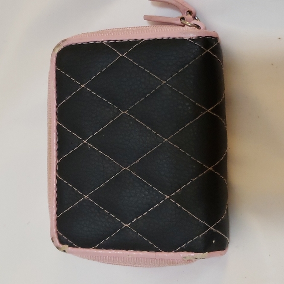 Betty Boop Wallet - Picture 2 of 4